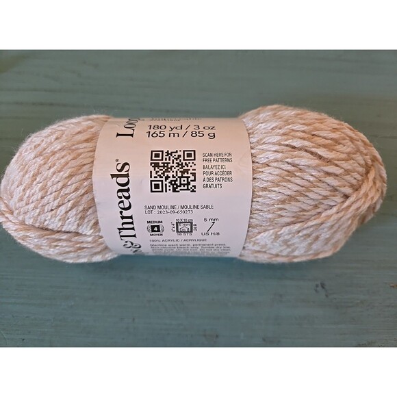 LOOPS AND THREADS Impeccable Acrylic Med Woven 4 Sand Mouline Lot# 20230965073 - Picture 3 of 6